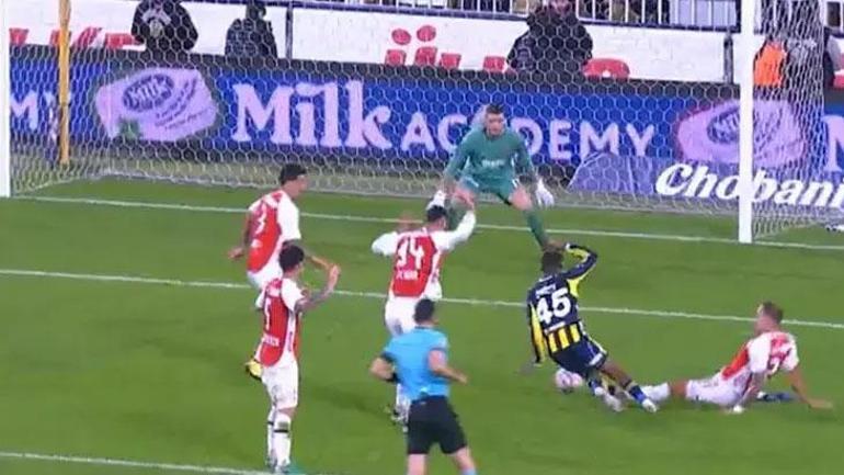 Fenerbahçe maçı sonrası Hasan Şaştan penaltı çıkışı Hiçbir hakem veremez