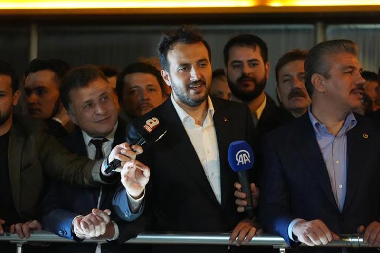 AK Party member İbrahim Akın was elected as the Deputy Mayor of Bayrampaşa.