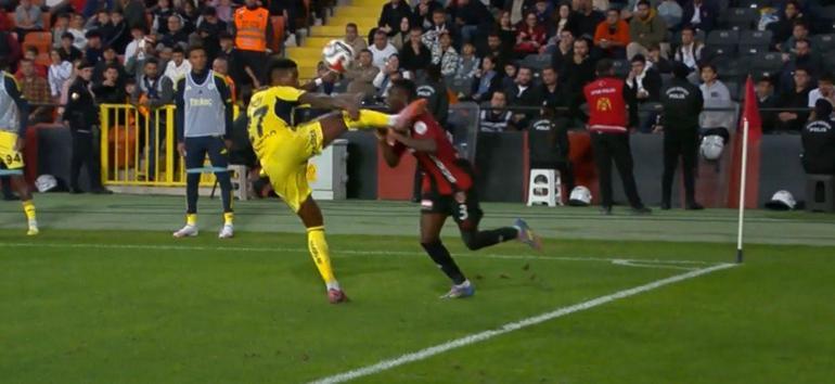 Gaziantep FK - Fenerbahçe maçını eski hakemler değerlendirdi: Böyle bir acımasızlık olur mu