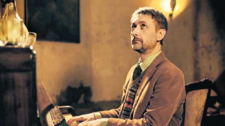 Yağmurlu bir pazar öğleden sonrası