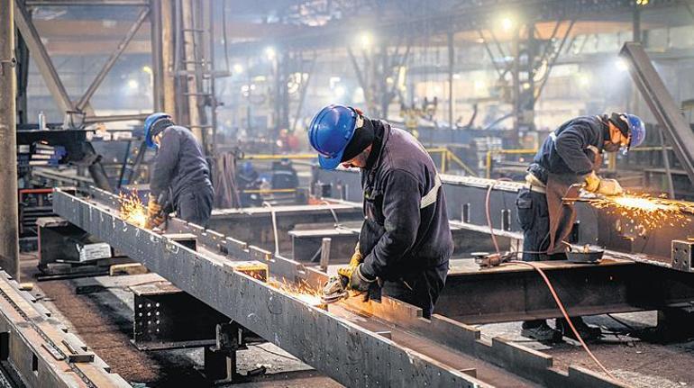 Bütçeden büyük pay üretim ve yatırıma