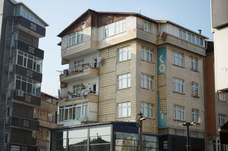 690a08f6f673ab5ac366fa3e Anne, baba ve iki kardeşini çöken binada kaybetti! Dilara'ya acı haber verildi