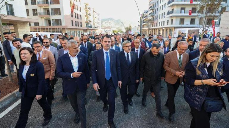 Yabancı gazeteciler asrın inşa seferberliğini övüyor: Olağanüstü bir başarı! 4 Yabancı gazetecilerden asrın inşa seferberliğine övgü: Olağanüstü bir iş