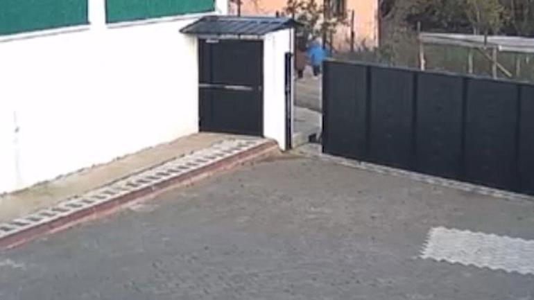 690b3d5a36206bb89d508be7 Kayıp anne ile oğlunun son görüntüsü! 3 gündür her yerde aranıyorlar