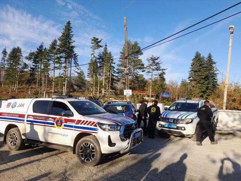 690cc39c36206bb89d509577 Oğluyla birlikte sırra kadem basan kadının kardeşinden korkutan açıklama! 'Şüphelendiğim kişiler var'