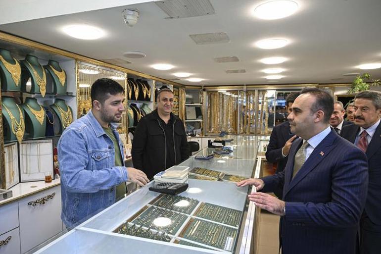 690ceae536206bb89d509655 Bakan Kacır: Hakkari kalkınmanın yeni üssü olacak