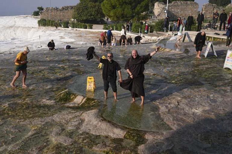 690df67936206bb89d509e3a Papa 14. Leo'nun Türkiye ziyareti öncesi Vatikan heyeti, Denizli'ye geldi