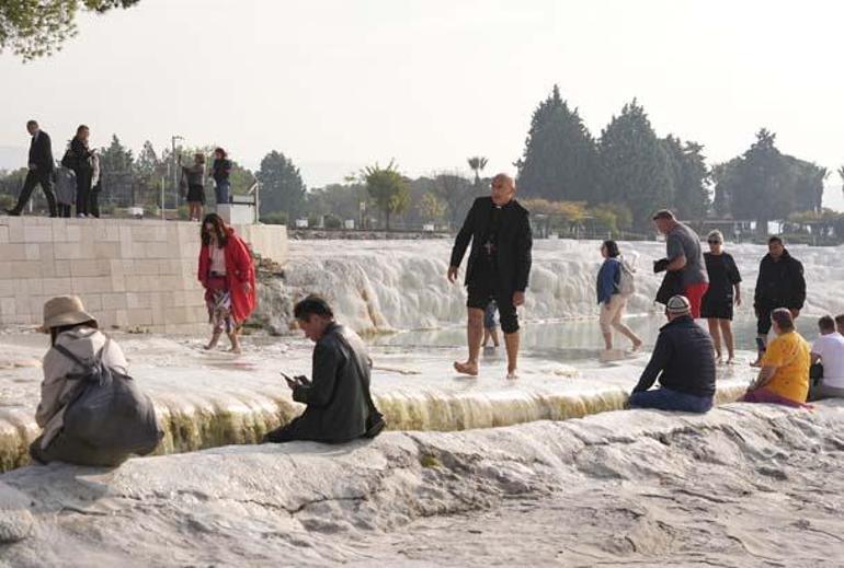 690df68336206bb89d509e3c Papa 14. Leo'nun Türkiye ziyareti öncesi Vatikan heyeti, Denizli'ye geldi