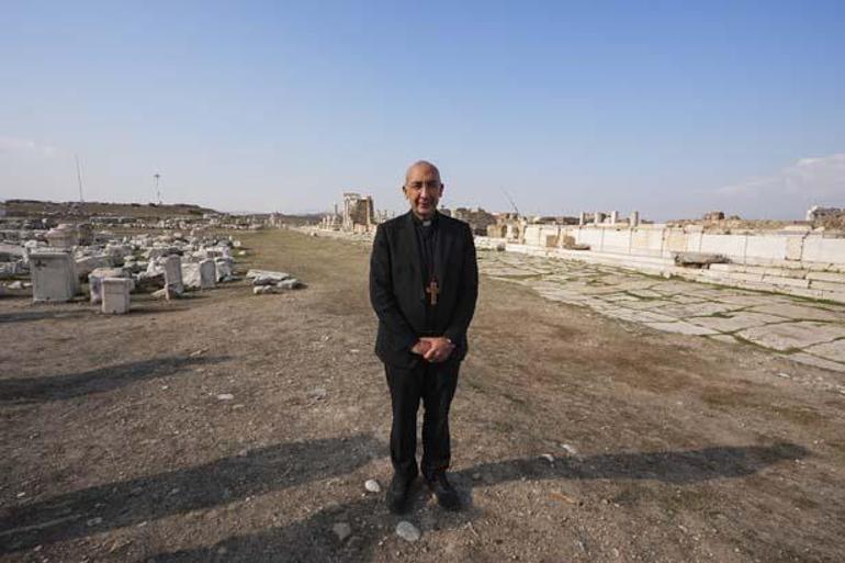 690df69236206bb89d509e3e Papa 14. Leo'nun Türkiye ziyareti öncesi Vatikan heyeti, Denizli'ye geldi