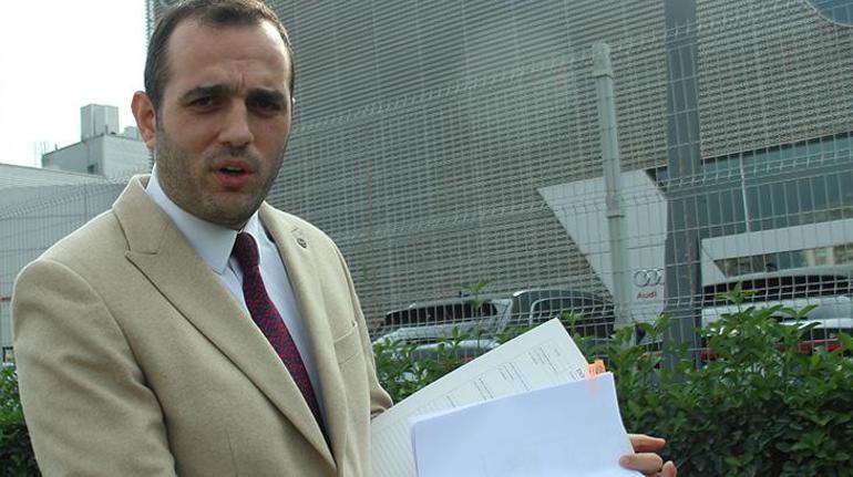 690efc6eb825a93f990105ed 18 milyonluk Porsche alev aldı! Canını zor kurtardı