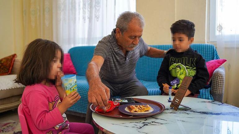 6910477836206bb89d50a9f1 Önce gelini sonra eşi vefat etti! Oğlu cezaevine giren dedeye büyük şok: ‘3 torunuma bakıyorum’