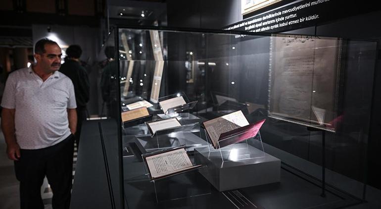 Atatürkün Kitap Dünyası sergisi açıldı