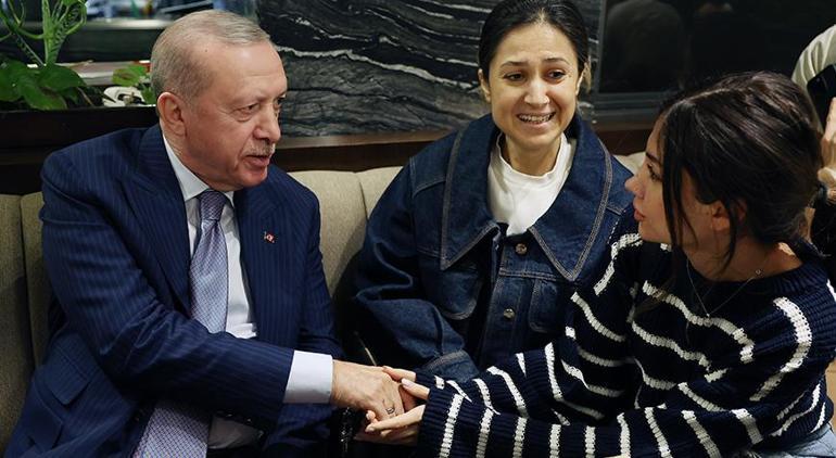 691216f4af6c89f5a1fb4f27 Cumhurbaşkanı Erdoğan, Ankara'da vatandaşlarla sohbet etti