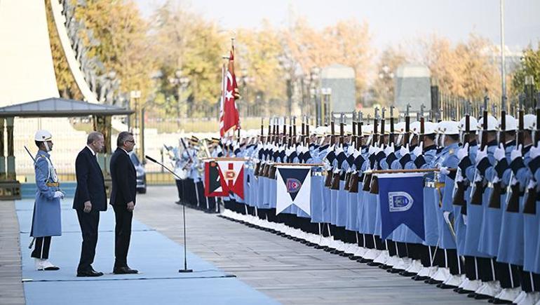 Cumhurbaşkanı Erdoğan KKTC Cumhurbaşkanı Tufan Erhürmanı resmi törenle karşıladı