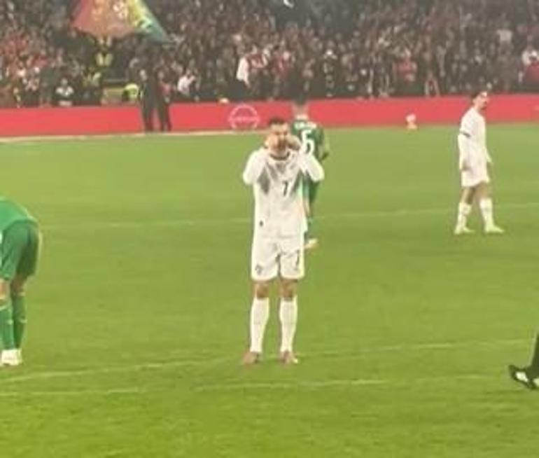 Cristiano Ronaldo rakibine dirsek attı, oyundan atıldı Portekizde yıkım