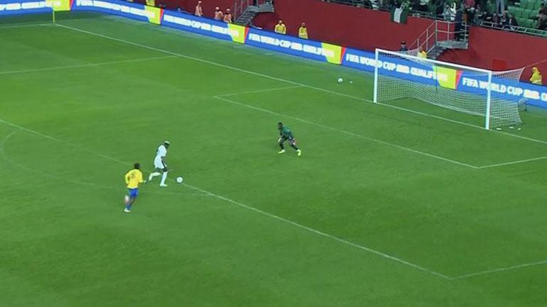 Nijeryada Osimhen özür diledi, uzatmada sözünü tuttu