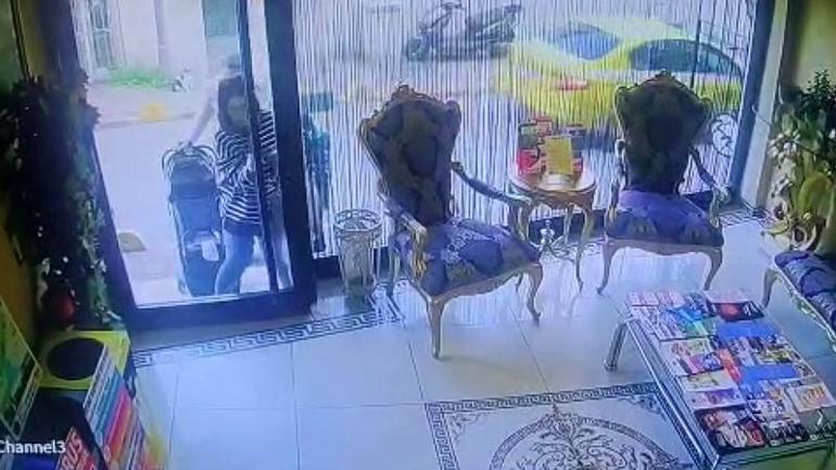 691b19e8610533a05f3a142c Kan kusarak taksiye sığındılar! Fatih'te zehirlenen Böcek ailesinin otele giriş görüntüleri ortaya çıktı