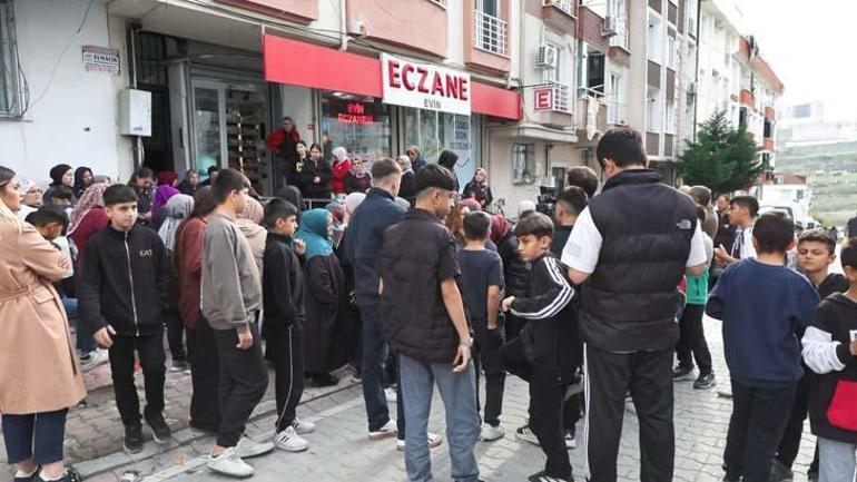 İstanbulda 13 yaşındaki Eren tavuk döner yedi, hayatını kaybetti: Zehirlenme şüphesi üzerinde duruluyor