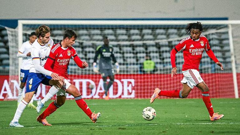 3. lig ekibine zorlanan Benficada Jose Mourinho çılgına döndü Bana ihanet edeni sevmem