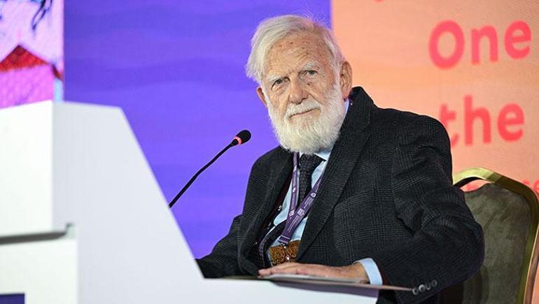 TBMM Başkanı Kurtulmuş: Savaşlarda, dünyanın bir daha yerine koyamayacağı nice önemli eserler yok edildi