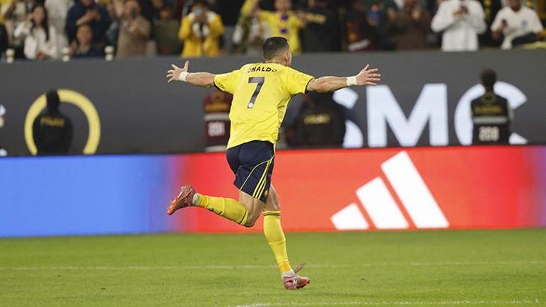 Ronaldo ve Messi yıllara meydan okuyor Şampiyonluğa yakın