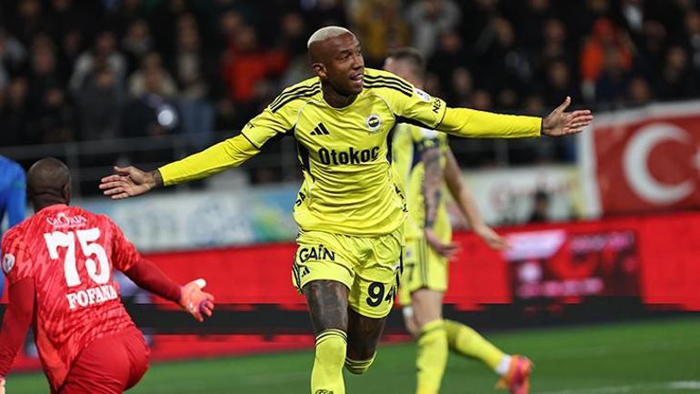 Fenerbahçede muhteşem üçlü Gol olup yağdılar