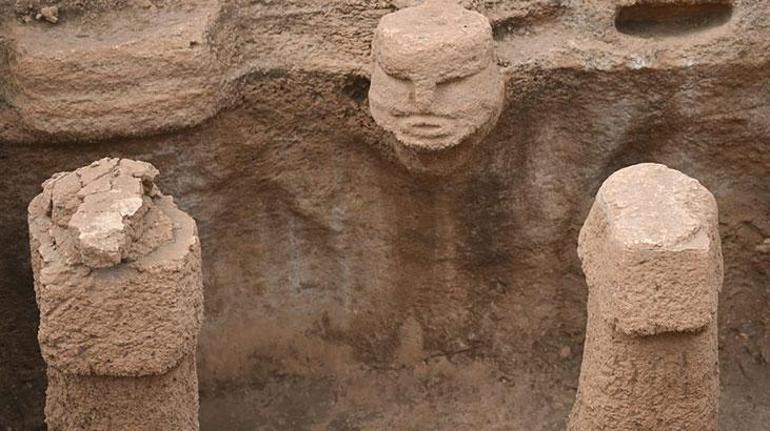 Taş tepelerde şaşırtan keşifler Ölüm yüzü heykeli bilim dünyasını heyecanlandırdı