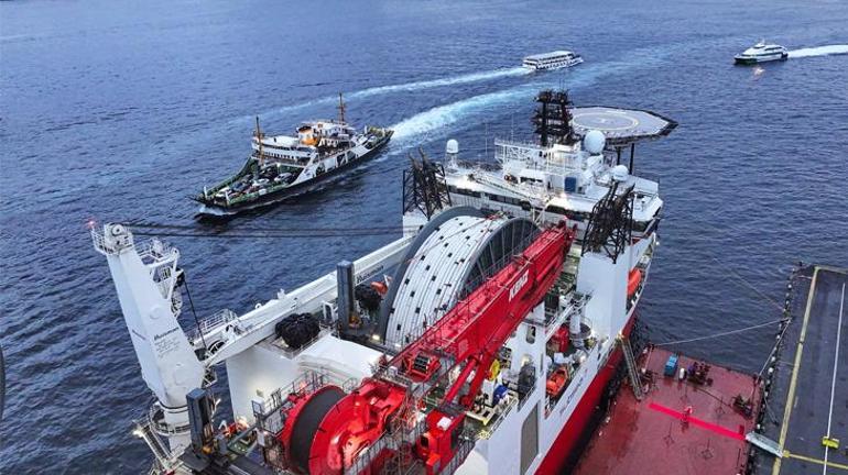 Bakan Bayraktar: 6. sondaj gemisi çarşamba günü Mersinde olacak