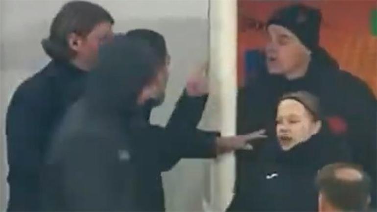 Shakhtarda Arda Turan çılgına döndü Rakip yedek kulübesine kadar gitti