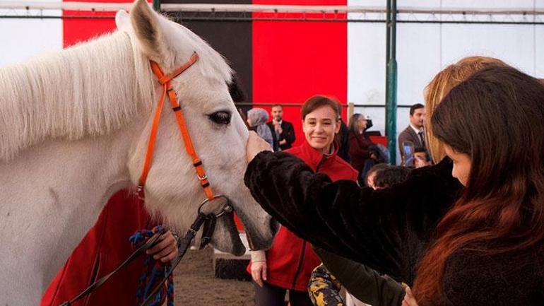 Hipodrom.com Atla Terapi Merkezi’nde özel çocuklar için anlamlı etkinlik