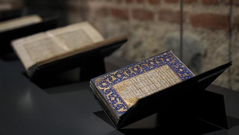 İstanbul’da tarihi buluşma 70 cilt mesnevi aynı sergide: Dünyada eşi yok