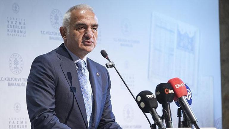 İstanbul’da tarihi buluşma 70 cilt mesnevi aynı sergide: Dünyada eşi yok