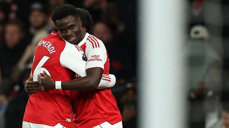 Premier Ligde Arsenal yine kazandı, Liverpoolda kriz sürüyor