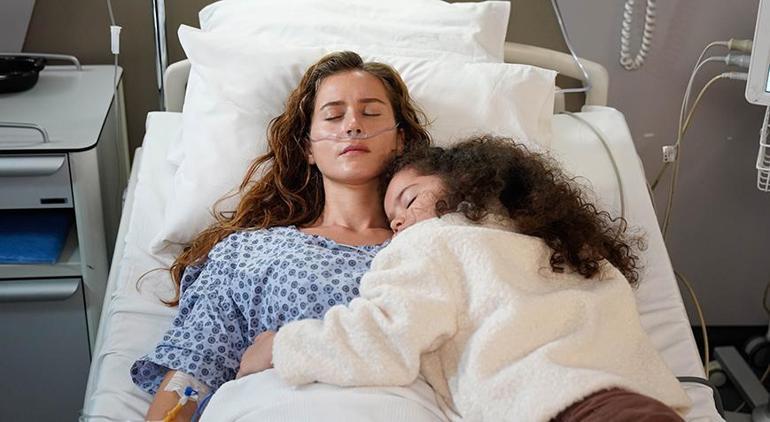 Güller ve Günahların Berrakı Oya Unustası: Sevmeyi bilmeyen yaralı bir kadın