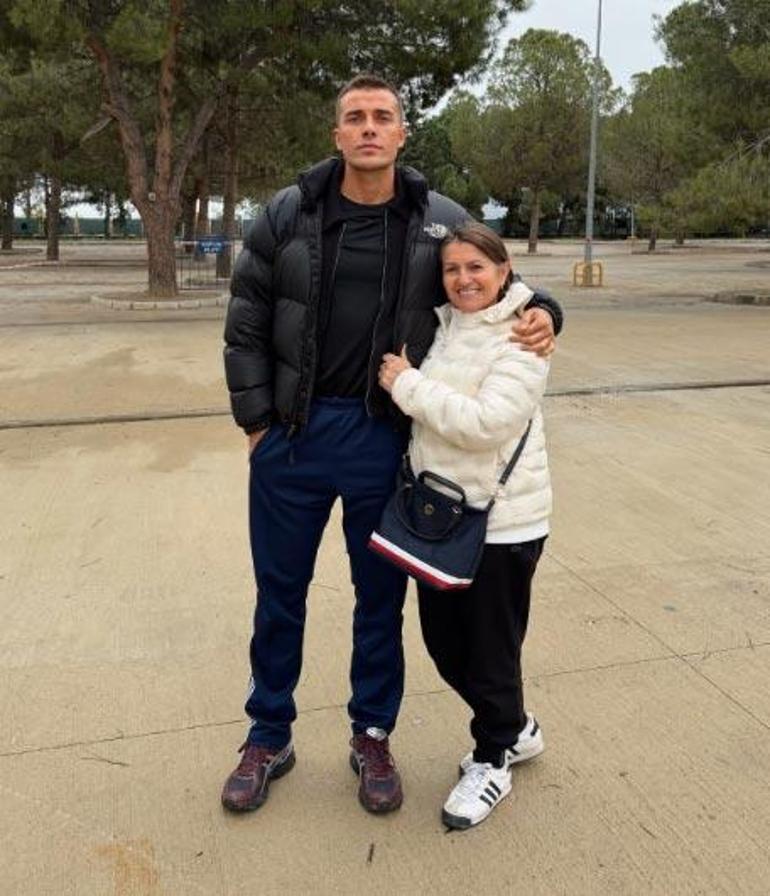 Survivor şampiyonu Cemal Can Canseven askerde Birliğine teslim oldu