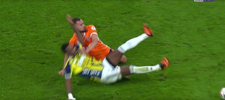 Başakşehir - Fenerbahçe maçında kırmızı kart tartışması Trio’da eski hakemlerden son nokta