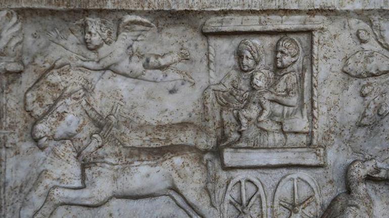 Engelli bebekleri ölüme mi terk ettiler Romanın karanlık yüzü sarsılıyor