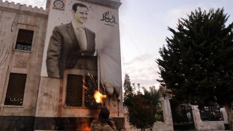 Esad devrilmeden 3 gün önce İran, Suriyeden nasıl çıktı Pasaportlarını bile alamadılar