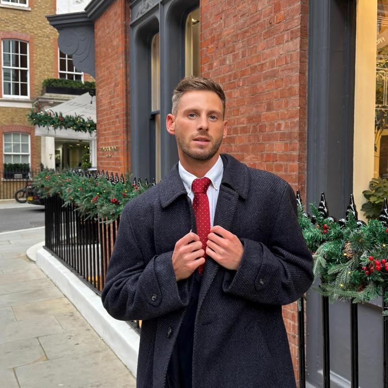 Elektronik sigara kabusu oldu Ünlü oyuncu kalp krizi geçirdi