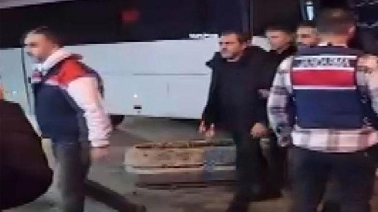 Gazeteci Mehmet Akif Ersoy gözaltına alındı