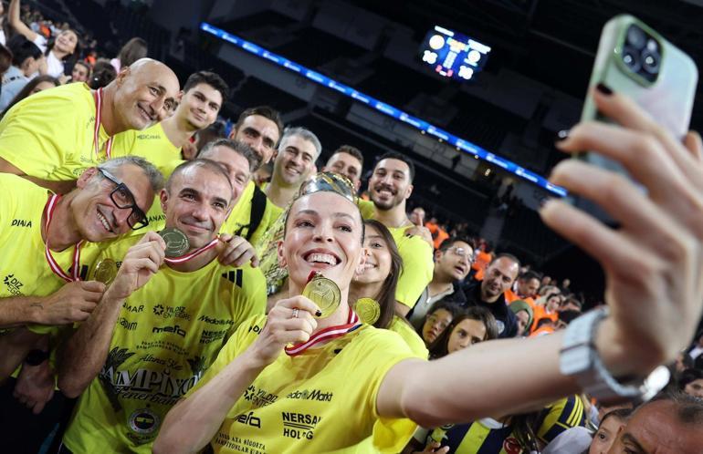 Sultanlar Liginde liderlik derbisi Fenerbahçenin konuğu VakıfBank