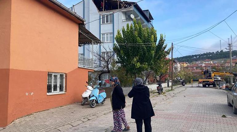Son dakika... Balıkesirde korkutan deprem Çevre illerde de hissedildi
