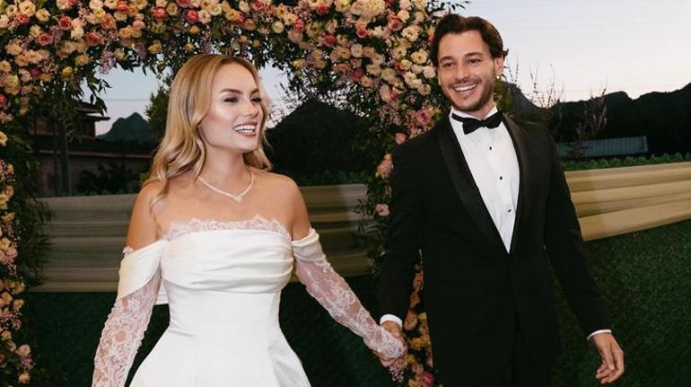 Başak Karahandan bebek müjdesi Artık 3 kişiyiz