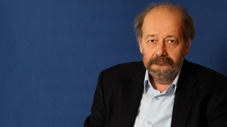 Atina’da akıllı sesler…