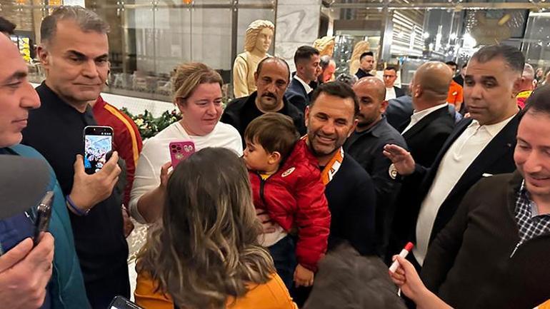 Galatasaray kafilesi Antalyada Şampiyonlar Ligi müziğiyle karşılandı