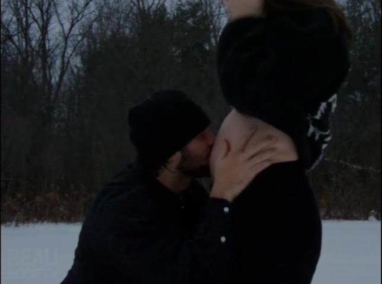 Ünlü oyuncu anne oluyor Sosyal medya hesabından paylaştı