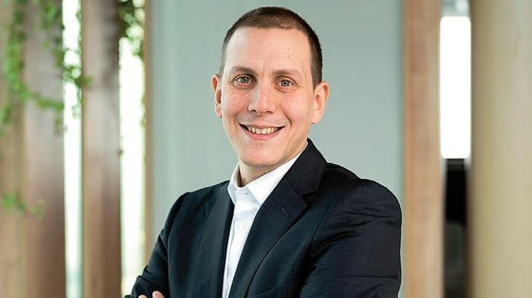 İş dünyası önemli transferler yaptı