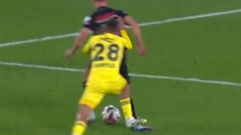 Fenerbahçe-Konyaspor maçının kritik pozisyonları Trioda masaya yatırıldı Hakem bu kadar rahat olamaz