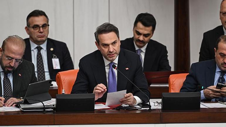Bakan Bayraktardan nükleer enerji açıklaması: Olmazsa olmazımızdır