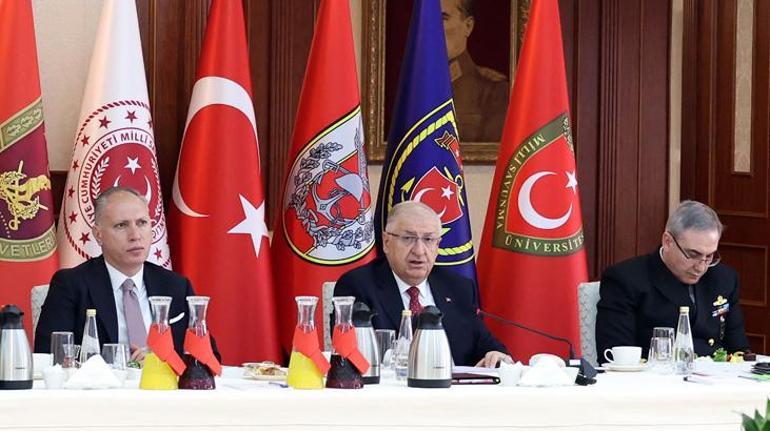 Son dakika...Askerliğe yeni düzenleme geliyor Bakan Güler duyurdu: 3 çocuğu olan bir ailenin 1 çocuğuna istediği yerde askerlik imkanı